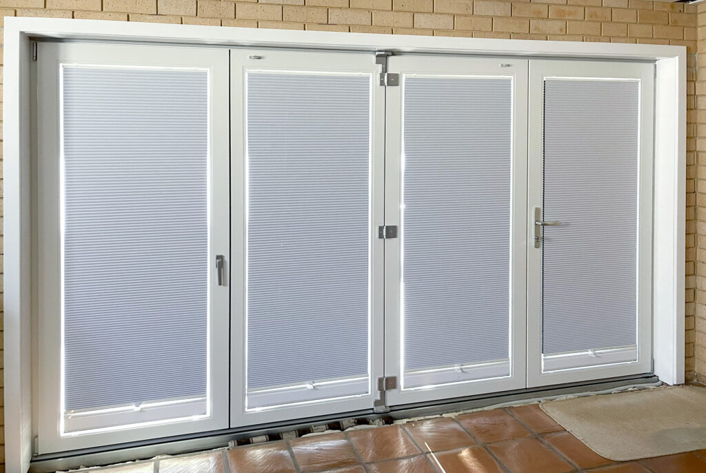Bi-fold door