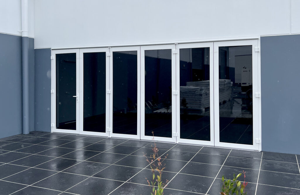 Bi-fold door