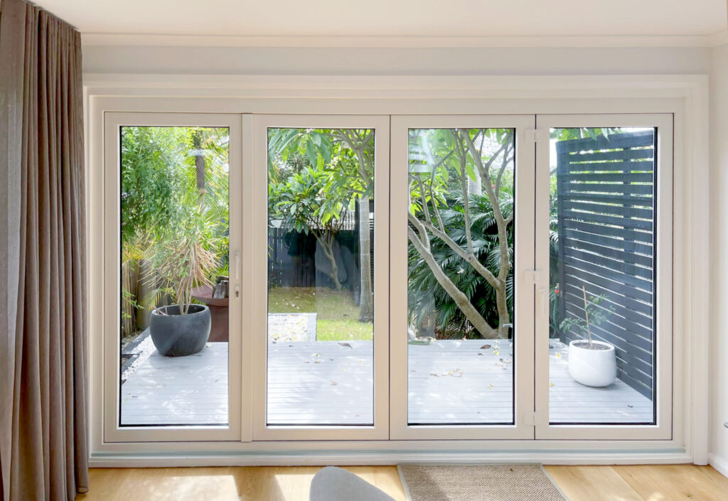 Bi-fold door