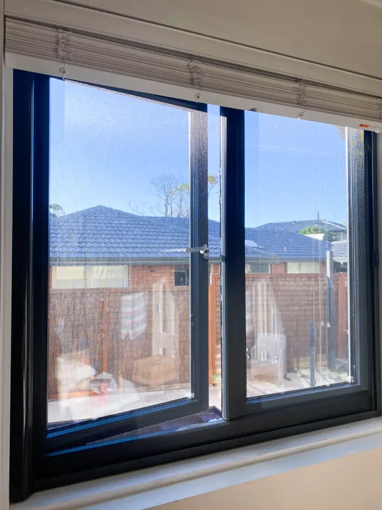 retractable flyscreens